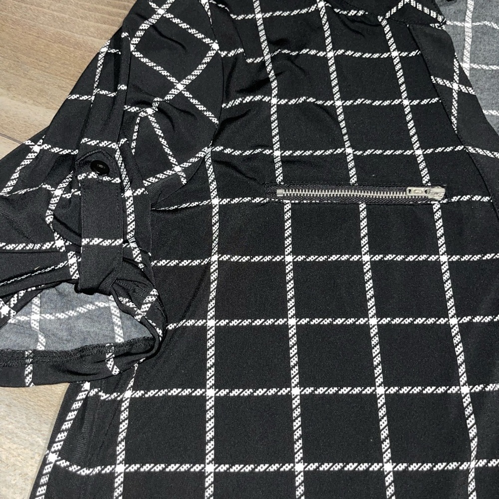 Monochrome Grid Button Down Shirt - Picture 4 of 5